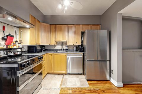 Photo 9 at 26 Sixteenth Street, New Toronto, Toronto