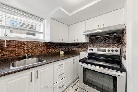 Photo 21 at 26 Sixteenth Street, New Toronto, Toronto