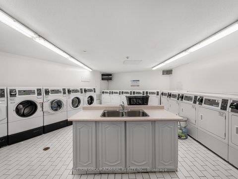 Photo 25 at 1603 - 20 Edgecliff Golfway, Flemingdon Park, Toronto