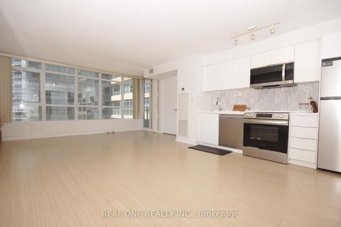 Photo 7 at 727 - 10 Capreol Court, Waterfront Communities C1, Toronto