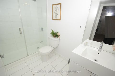 Photo 16 at 727 - 10 Capreol Court, Waterfront Communities C1, Toronto
