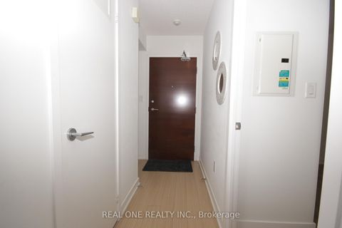 Photo 22 at 727 - 10 Capreol Court, Waterfront Communities C1, Toronto