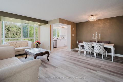 Photo 15 at 209 - 270 Davis Drive, Central Newmarket, Newmarket