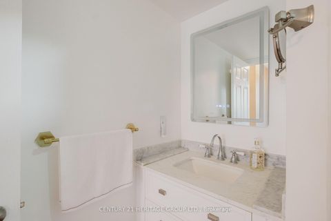 Photo 17 at 209 - 270 Davis Drive, Central Newmarket, Newmarket