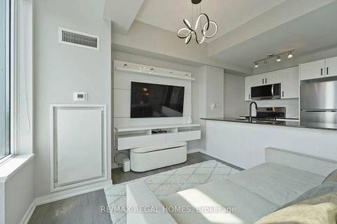Photo 2 at 909 - 55 East Liberty Street, Niagara, Toronto