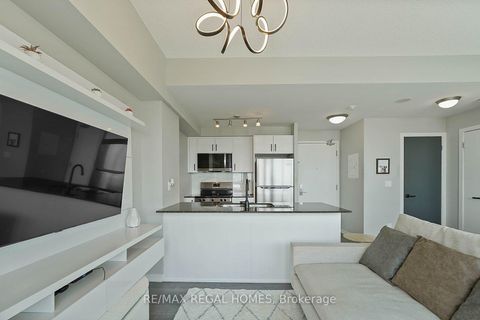 Photo 3 at 909 - 55 East Liberty Street, Niagara, Toronto