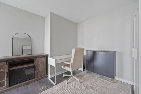 Photo 8 at 909 - 55 East Liberty Street, Niagara, Toronto