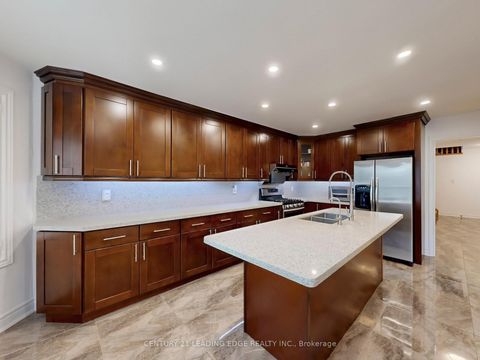 Photo 11 at 77 Sunbird Boulevard, Keswick North, Georgina
