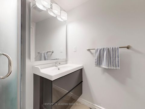 Photo 32 at 77 Sunbird Boulevard, Keswick North, Georgina