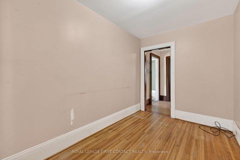 Photo 8 at 202 Bradford Street, Allandale Centre, Barrie