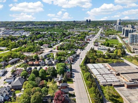 Photo 29 at 202 Bradford Street, Allandale Centre, Barrie