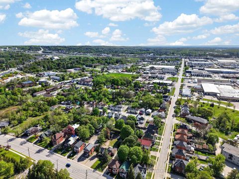 Photo 35 at 202 Bradford Street, Allandale Centre, Barrie