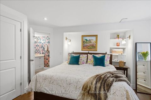Photo 14 at 2 - 103 Pembroke Street, Moss Park, Toronto
