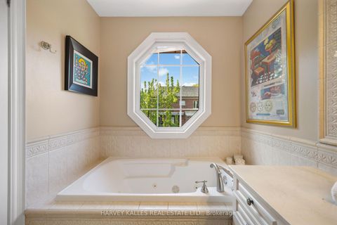 Photo 24 at 466 Glengarry Avenue, Nortown, Toronto