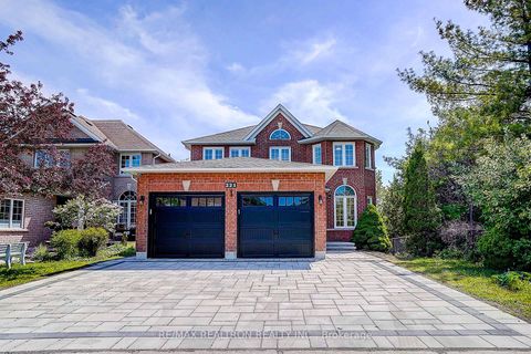 Photo 0 at 221 Humberland Drive, Oak Ridges, Richmond Hill