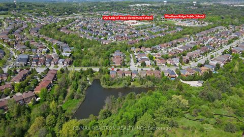 Photo 5 at 221 Humberland Drive, Oak Ridges, Richmond Hill