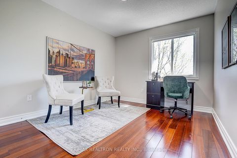 Photo 28 at 221 Humberland Drive, Oak Ridges, Richmond Hill