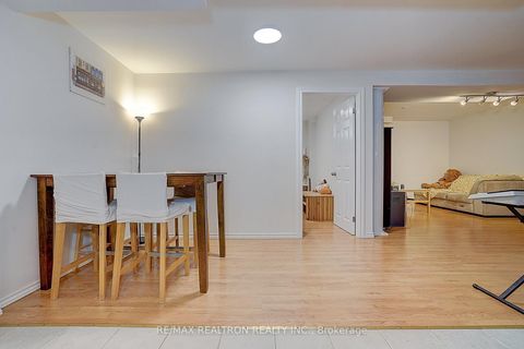 Photo 38 at 221 Humberland Drive, Oak Ridges, Richmond Hill