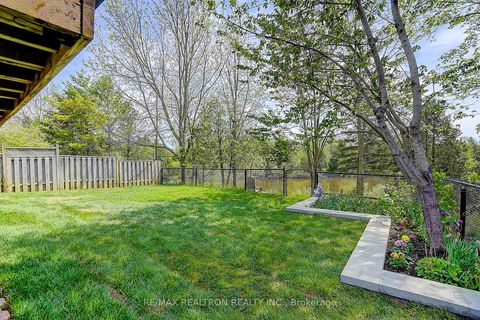 Photo 43 at 221 Humberland Drive, Oak Ridges, Richmond Hill