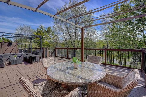 Photo 46 at 221 Humberland Drive, Oak Ridges, Richmond Hill