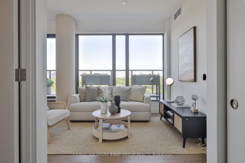 Photo 2 at 702 - 1414 Bayview Avenue, Mount Pleasant East, Toronto