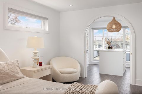Photo 21 at 105 Kenilworth Avenue, The Beaches, Toronto