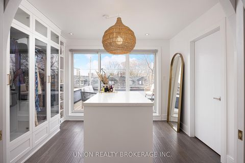 Photo 22 at 105 Kenilworth Avenue, The Beaches, Toronto