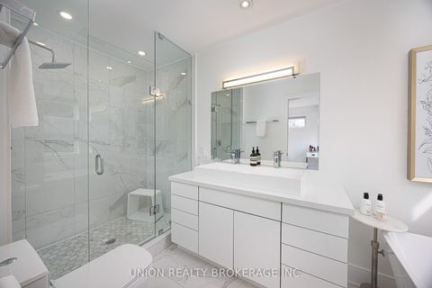 Photo 23 at 105 Kenilworth Avenue, The Beaches, Toronto