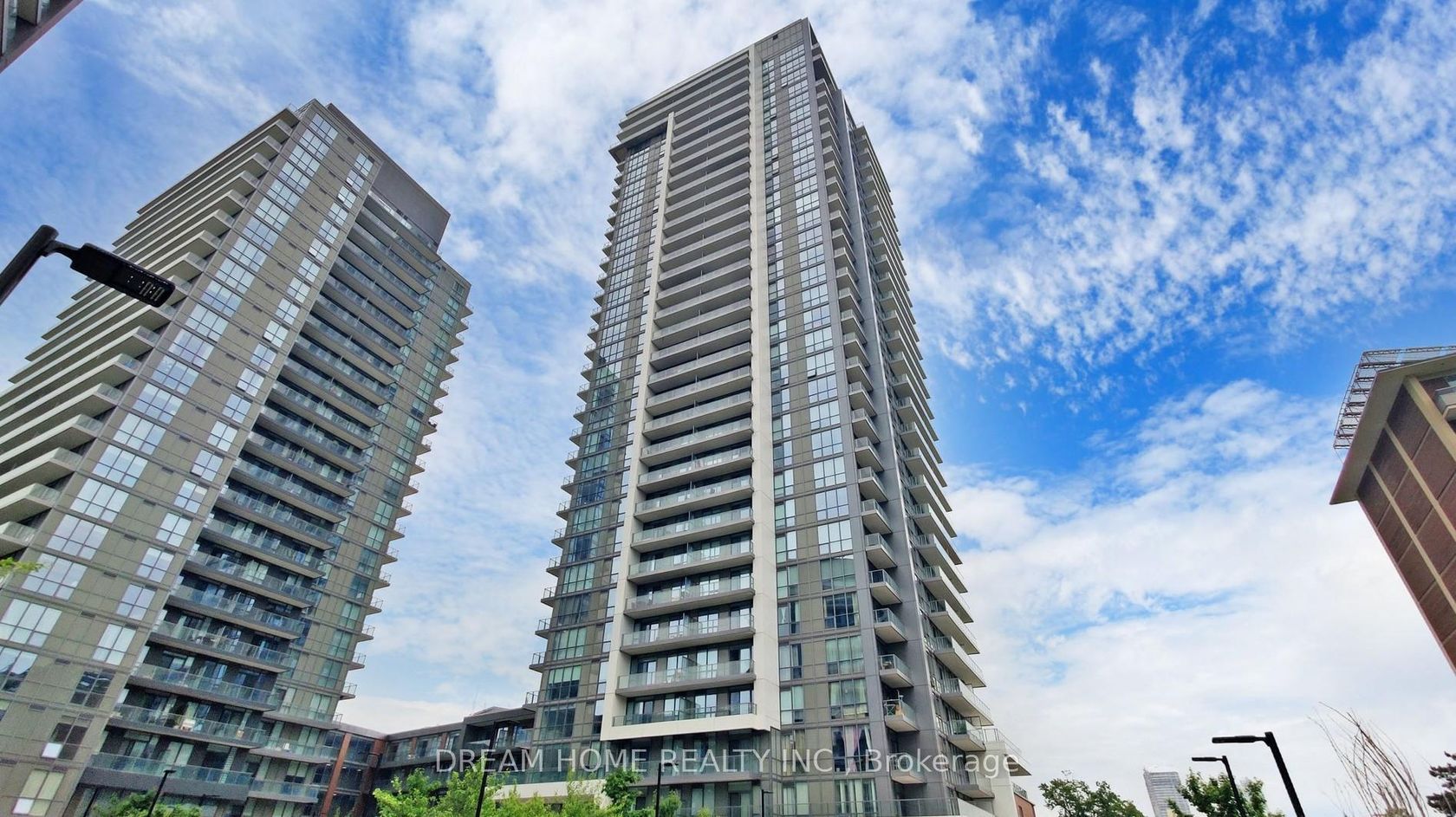 2902 - 32 Forest Manor Road, Henry Farm, Toronto 