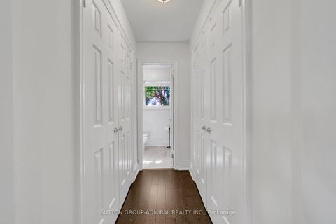 Photo 30 at 48 Maple Way, Sharon, East Gwillimbury