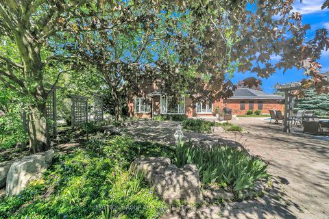 Photo 39 at 48 Maple Way, Sharon, East Gwillimbury