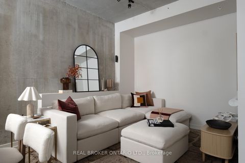 Photo 4 at PH24 - 39 Brant Street, Waterfront Communities C1, Toronto