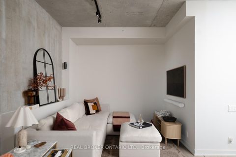 Photo 5 at PH24 - 39 Brant Street, Waterfront Communities C1, Toronto