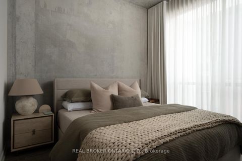 Photo 14 at PH24 - 39 Brant Street, Waterfront Communities C1, Toronto