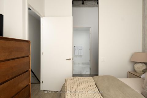 Photo 17 at PH24 - 39 Brant Street, Waterfront Communities C1, Toronto