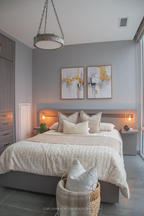 Photo 15 at PH01 - 1 Market Street, Waterfront Communities C8, Toronto