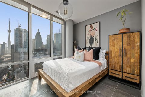 Photo 17 at PH01 - 1 Market Street, Waterfront Communities C8, Toronto