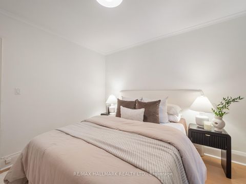 Photo 15 at 33 Mortimer Avenue, Broadview North, Toronto