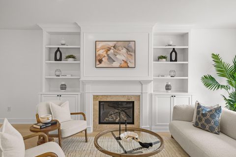 Photo 1 at 2 Ostend Avenue, Swansea, Toronto