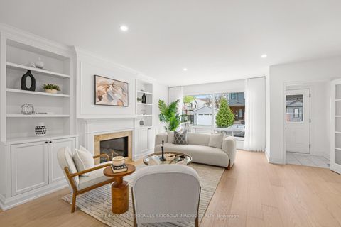 Photo 8 at 2 Ostend Avenue, Swansea, Toronto
