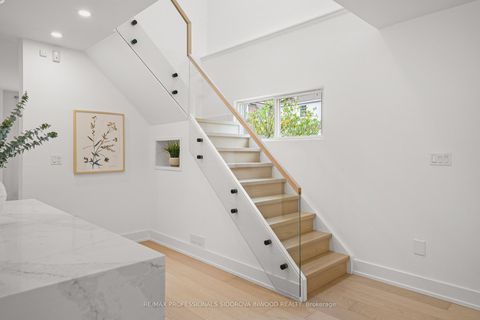Photo 12 at 2 Ostend Avenue, Swansea, Toronto