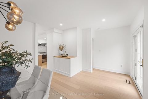 Photo 19 at 2 Ostend Avenue, Swansea, Toronto