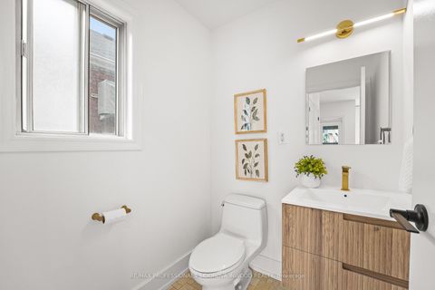 Photo 20 at 2 Ostend Avenue, Swansea, Toronto
