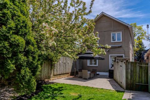 Photo 42 at 2 Ostend Avenue, Swansea, Toronto