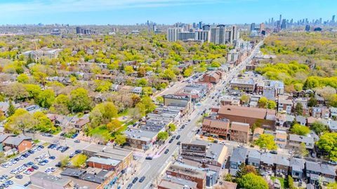 Photo 46 at 2 Ostend Avenue, Swansea, Toronto
