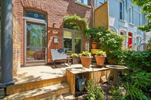 Photo 1 at 257 Booth Avenue, South Riverdale, Toronto