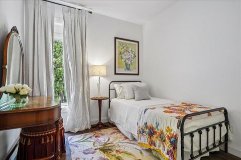 Photo 18 at 257 Booth Avenue, South Riverdale, Toronto