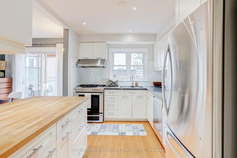 Photo 7 at 32A Vermont Avenue, Annex, Toronto