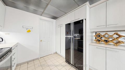 Photo 22 at 1707 - 18 Hollywood Avenue, Willowdale East, Toronto