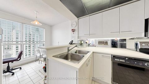 Photo 24 at 1707 - 18 Hollywood Avenue, Willowdale East, Toronto